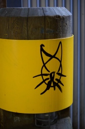 graffiti pole